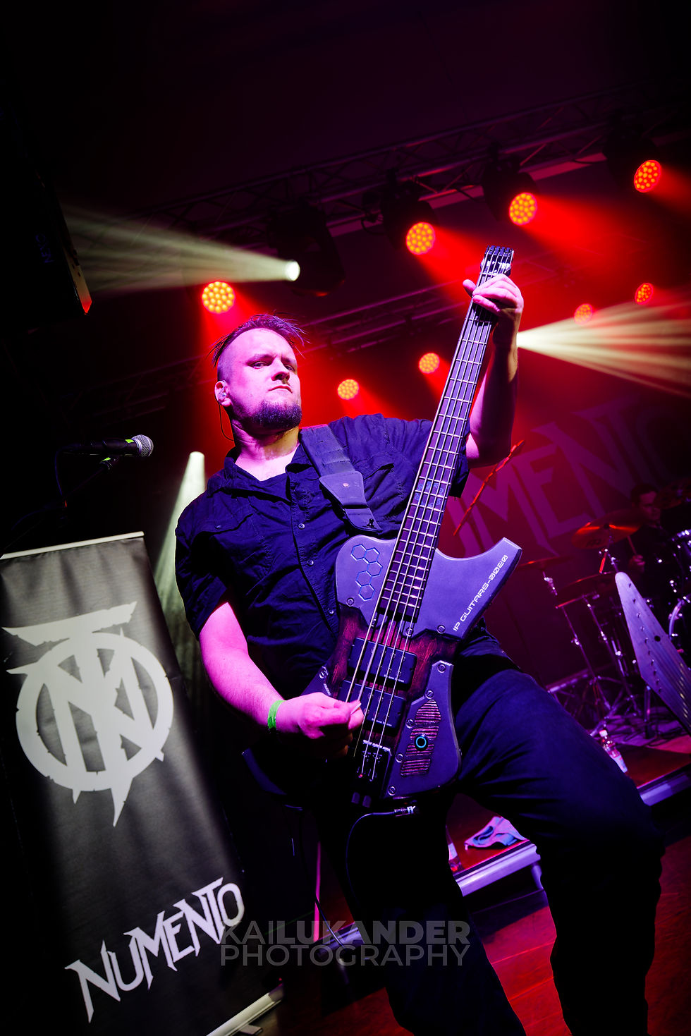 JohnnyGrinds_Numento004-Kai_Lukander