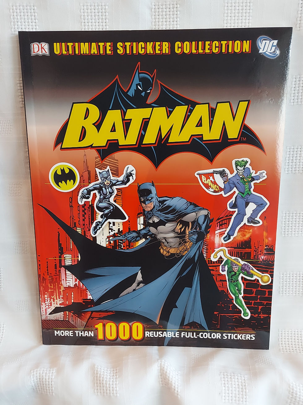 Batman: Ultimate Sticker Collection