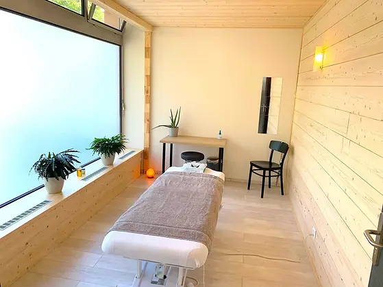 massage-sportif-therapeutique-geneve.webp