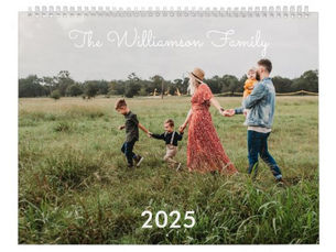 Big Deals! Modern Minimalist Custom Family Photo 2025 Calendar