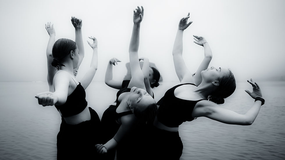 reflex_production-girls-7405719.jpg