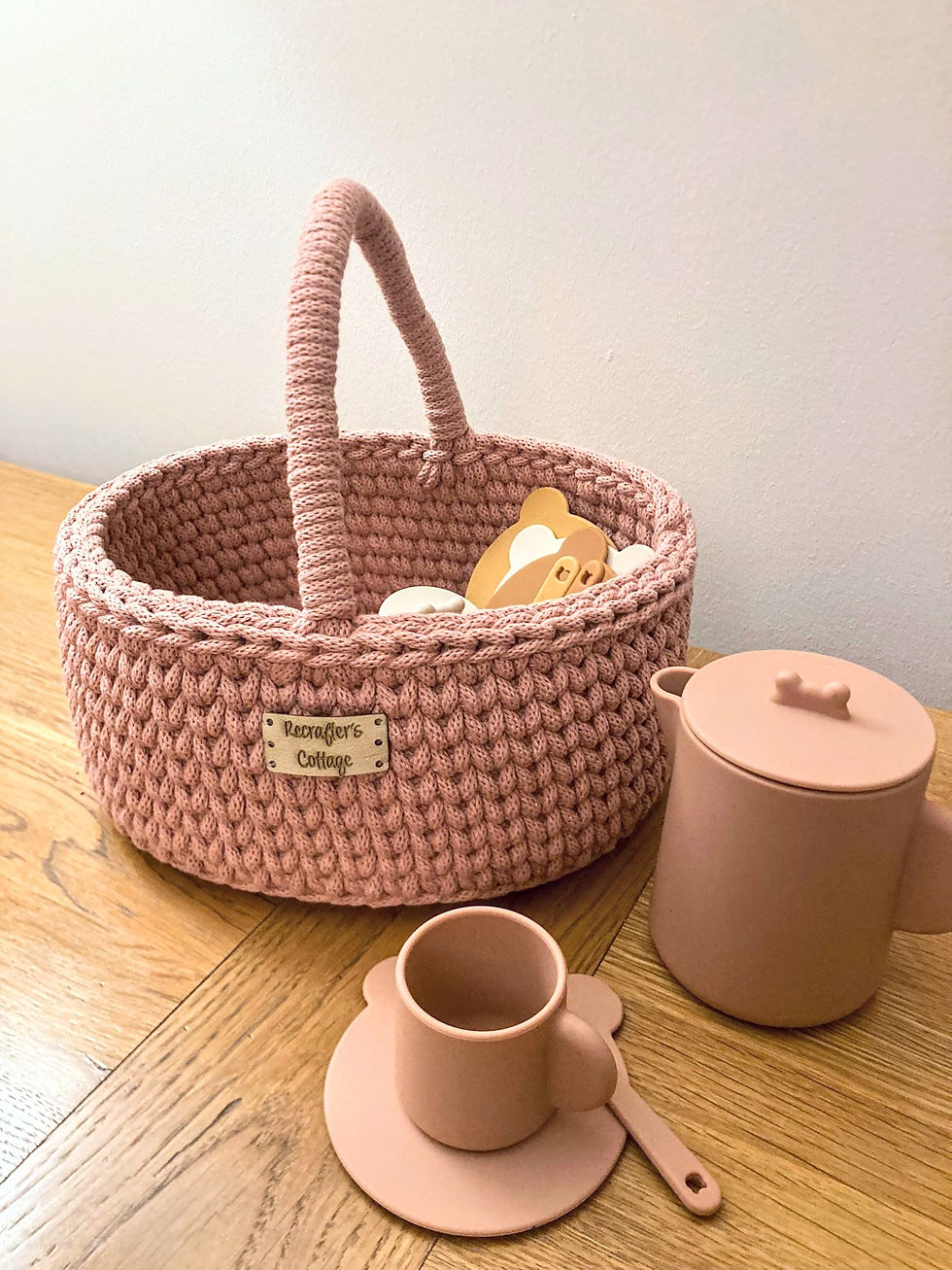 Thumbnail: Single Handled Baskets