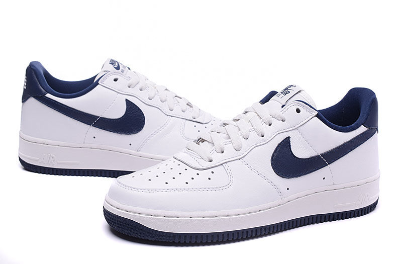 תמונה ממוזערת: NIKE AIR FORCE 1 LOW BLU