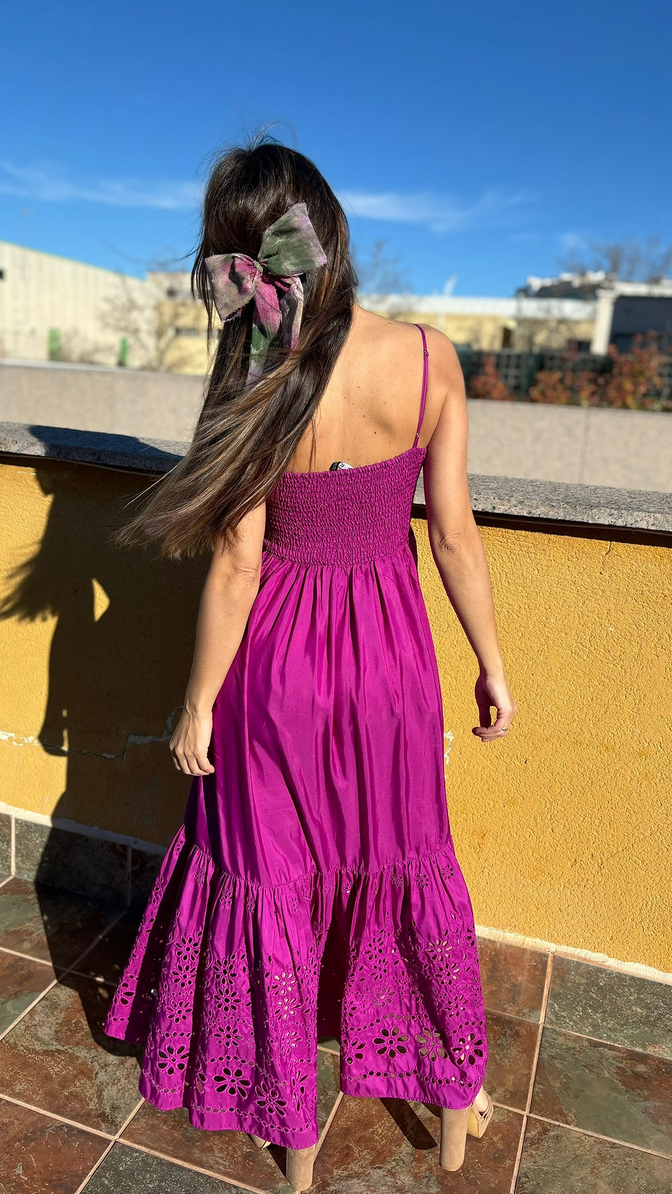 Miniatura: Lulú verde y fucsia