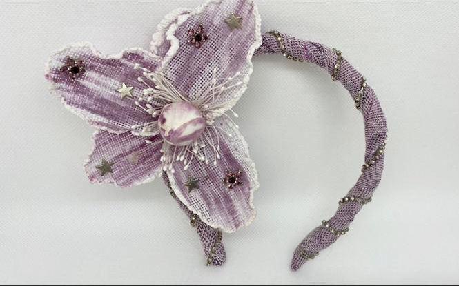 Miniatura: Tocado Wild Garden malva.