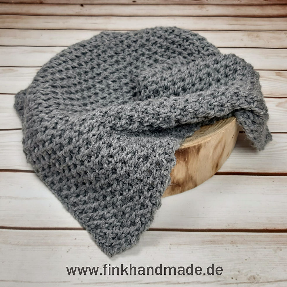 Thumbnail: Knitted Merino Wool Blanket Photo Props