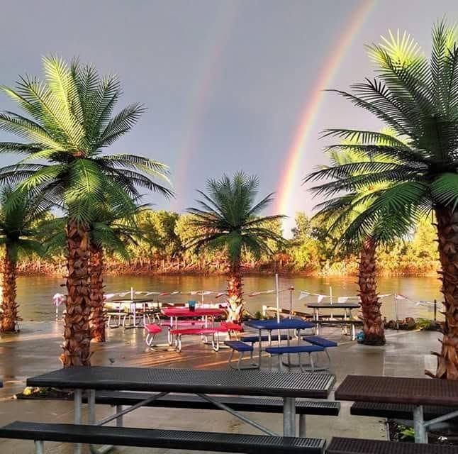 RiverTime Bar
