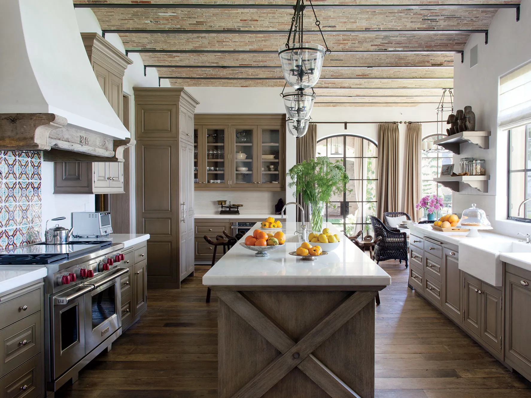 farmhouse kitchen.webp