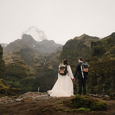 iceland-elopement-canyon