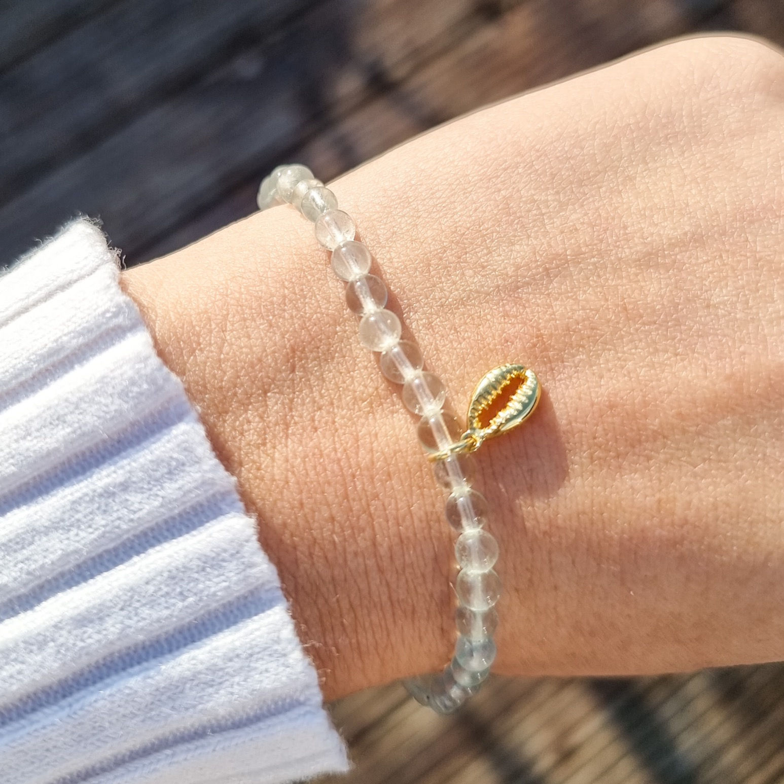 Elastikarmband Finolhu, Gold-Anhänger