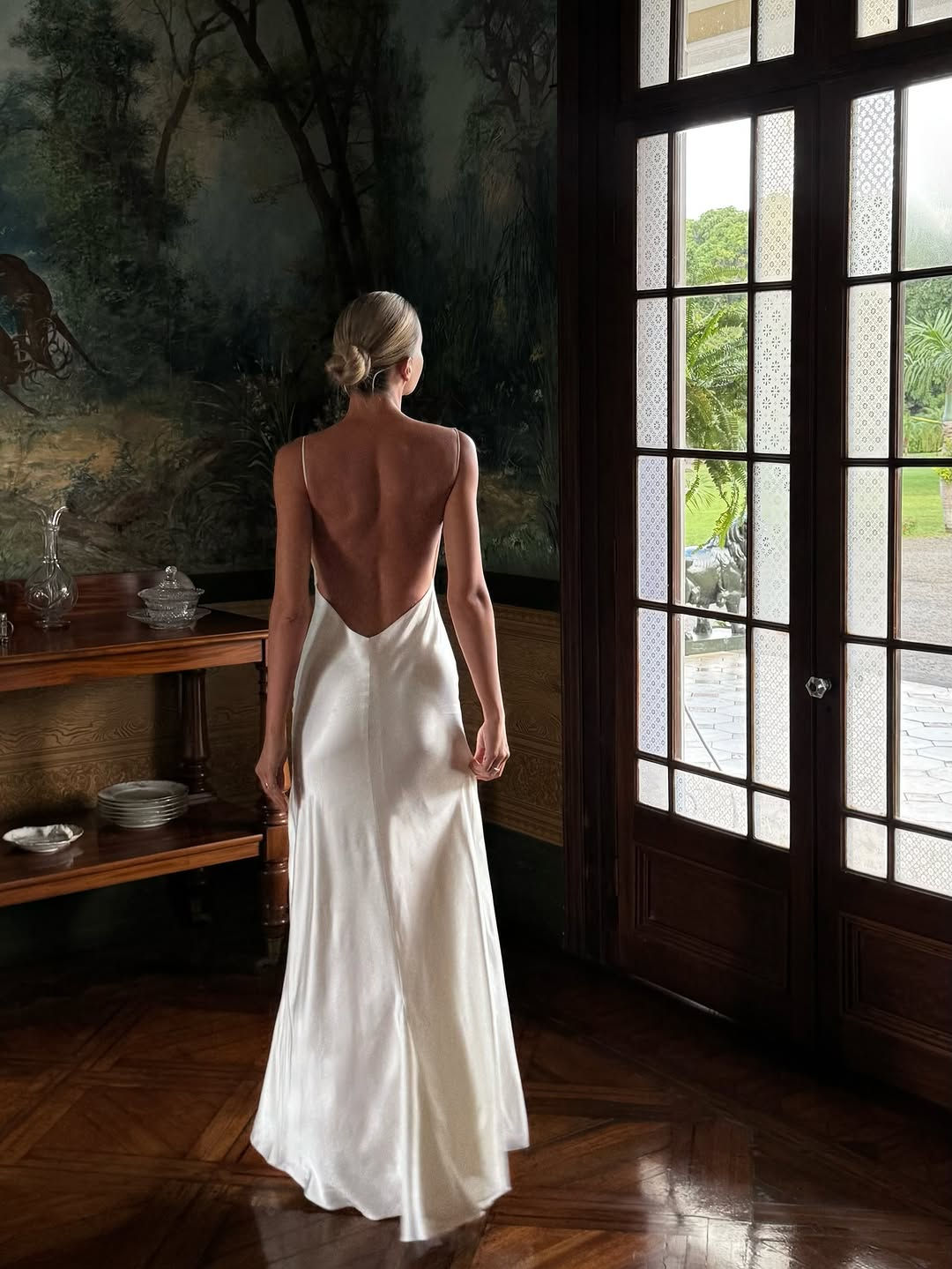 Vestido de Noite Elegante de Cetim Sem Costas para Mulheres, Branco, Decote em V