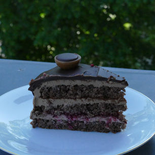 Haselnuss-Nougat-Mascarpone Torte