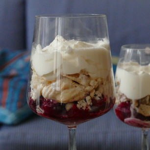 Himbeer-Baiser Nachtisch