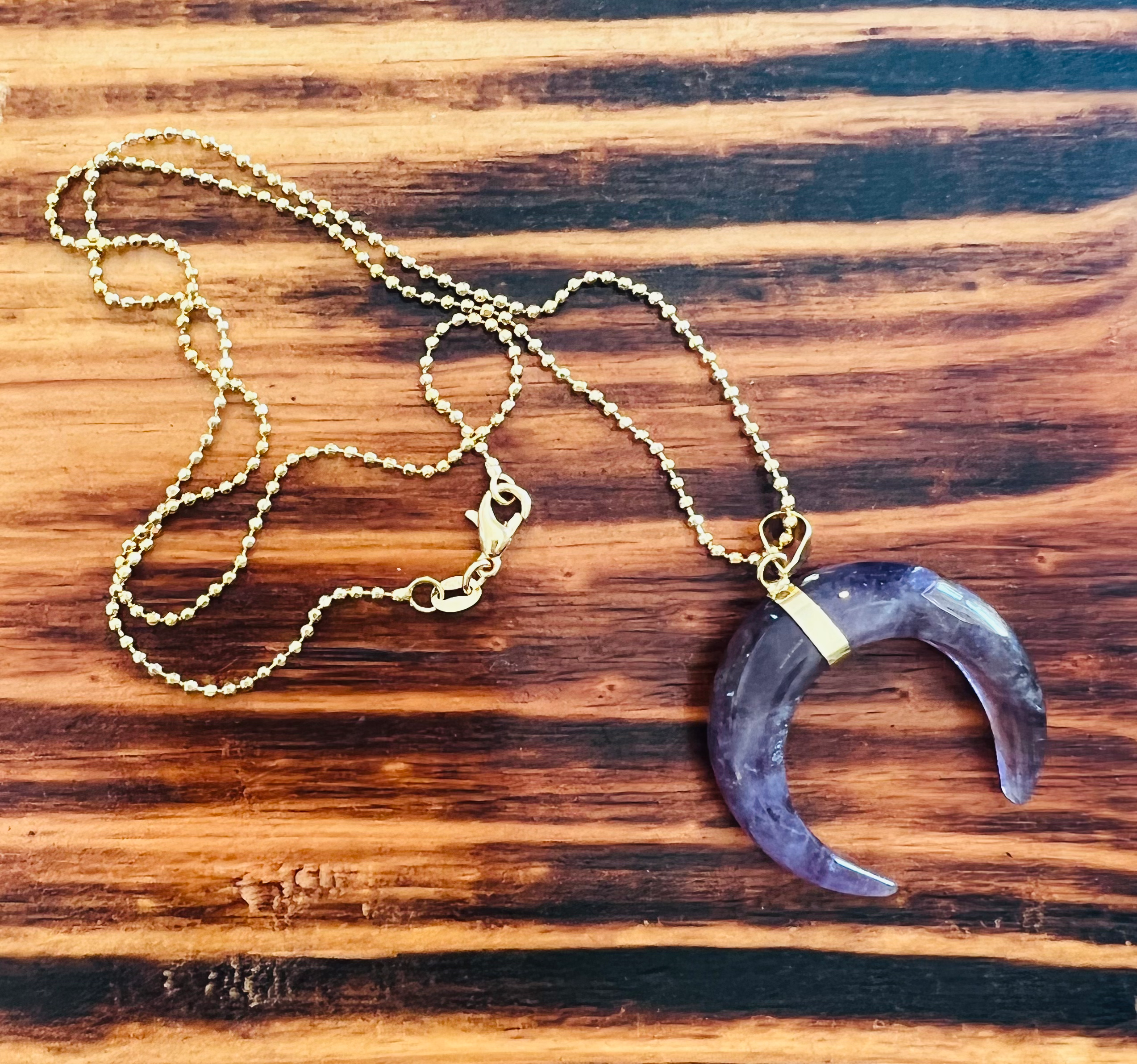 La Luna  Morada Necklace