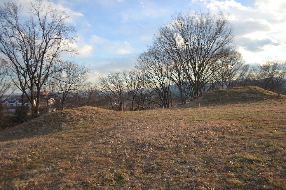 左　平井地区2号北古墳　　右　平井地区2号古墳