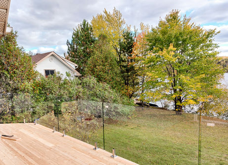 Deck build in Sudbury, ON
Clear Rail