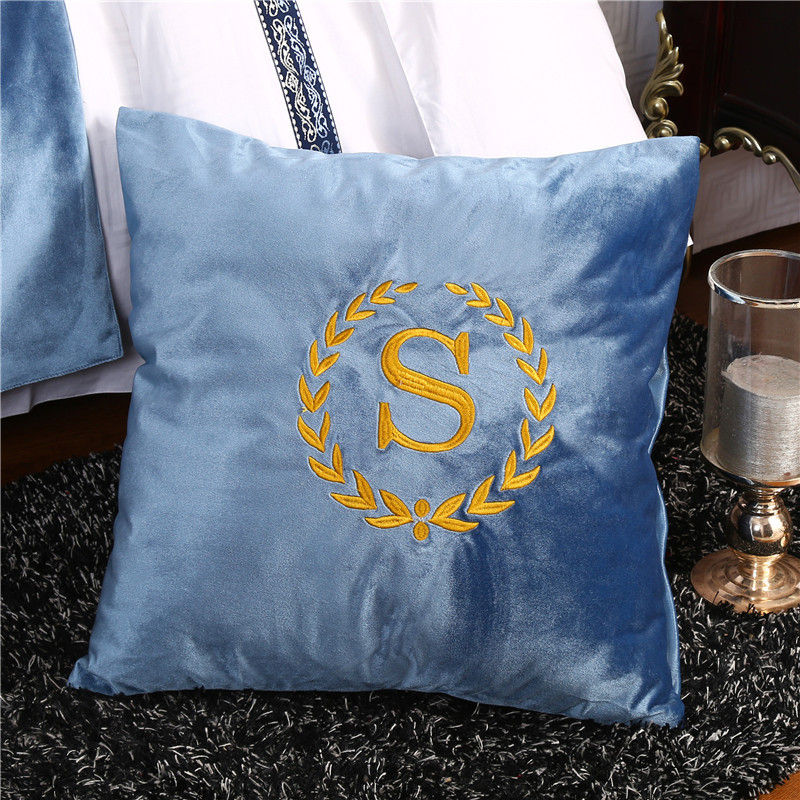 Miniaturbild: Nordic Velvet Bed Runner luxury Solid color Embroidery Bed Flag Throw For Hotel 