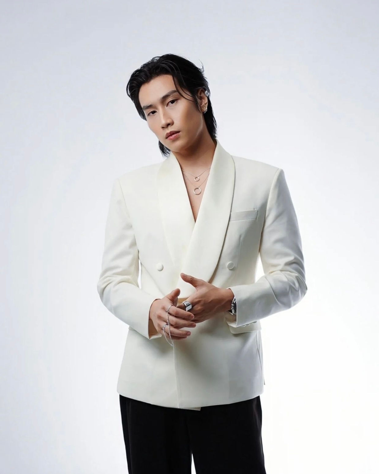 เช่าทักซิโดสีขาว Egg Shell White Shawl Lapel Double-Breasted Basic Instinct กรุงเทพ