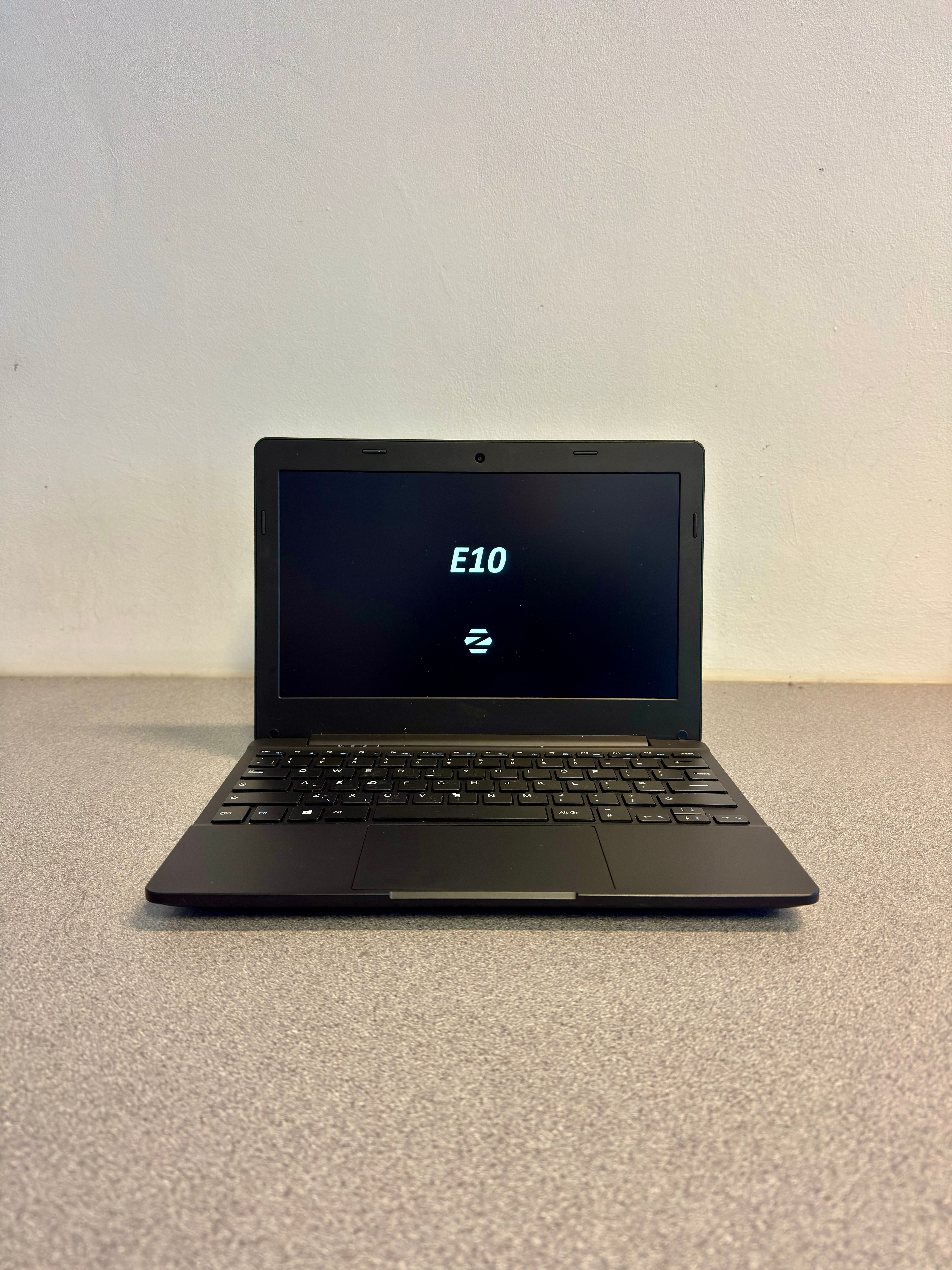 Dynabook E10-G-106