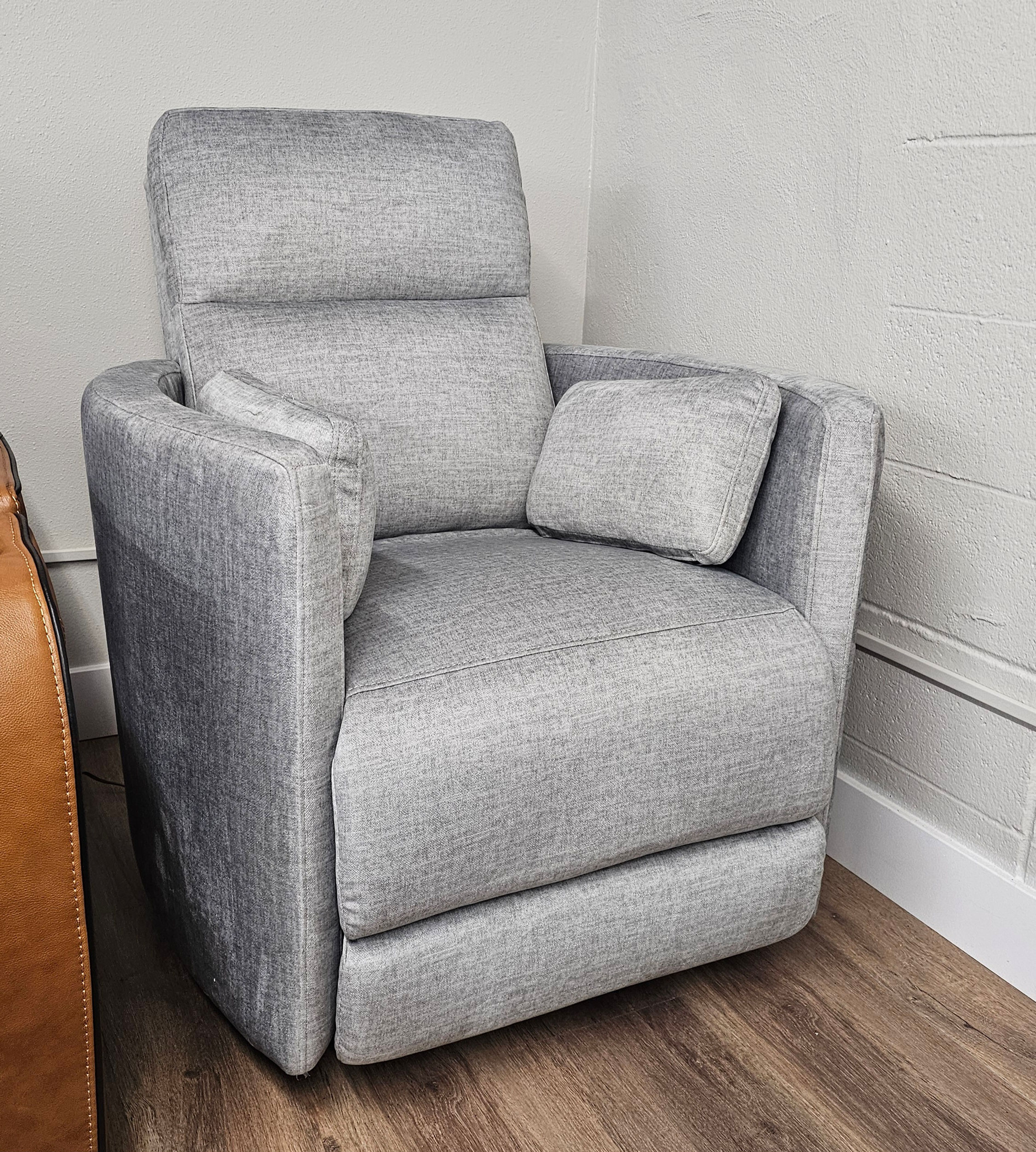 Cheers Boxter K70227m Power Wall Saver Recliner
