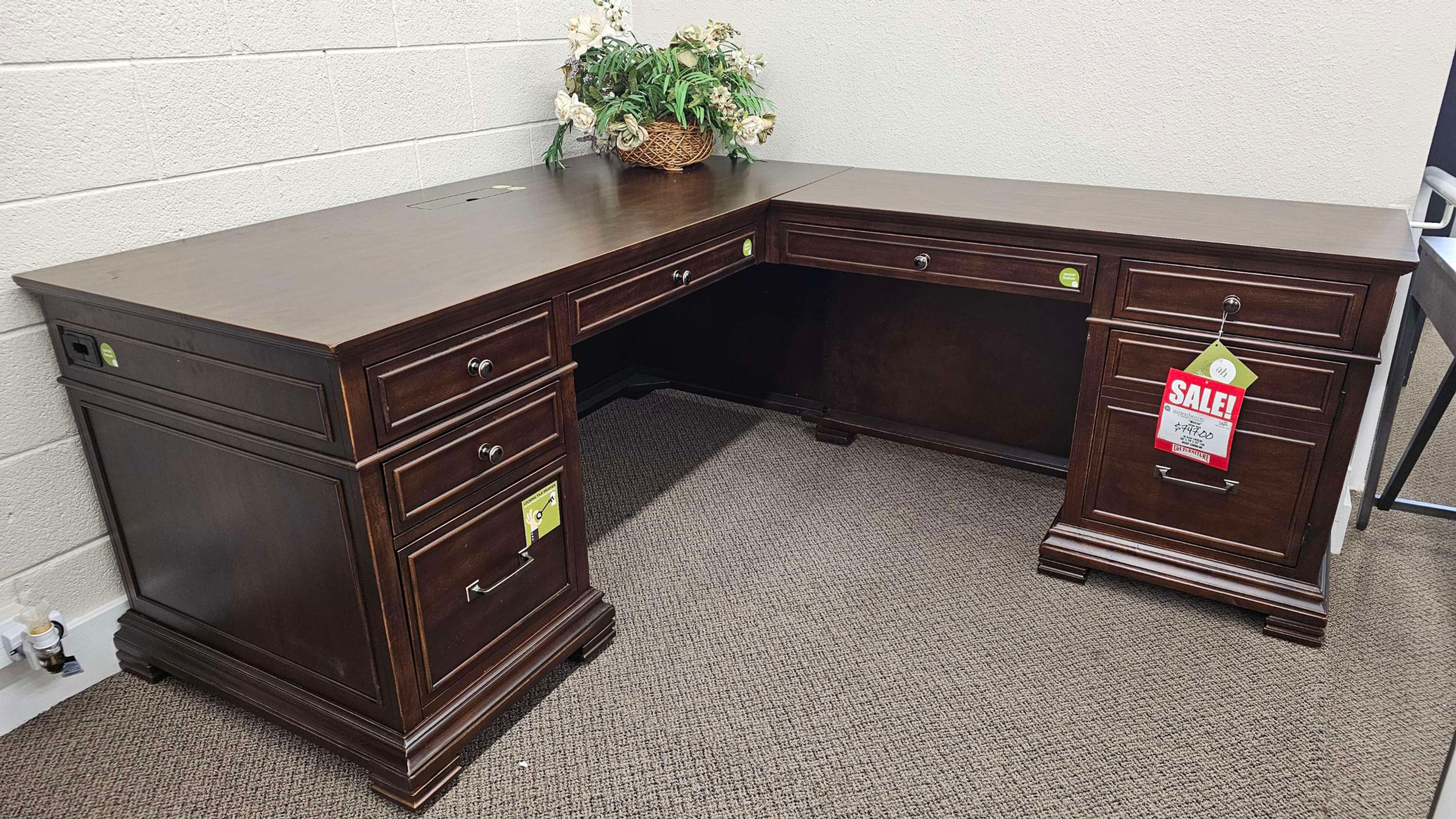 L-SHAPED DESK Weston Collection by Aspenhome