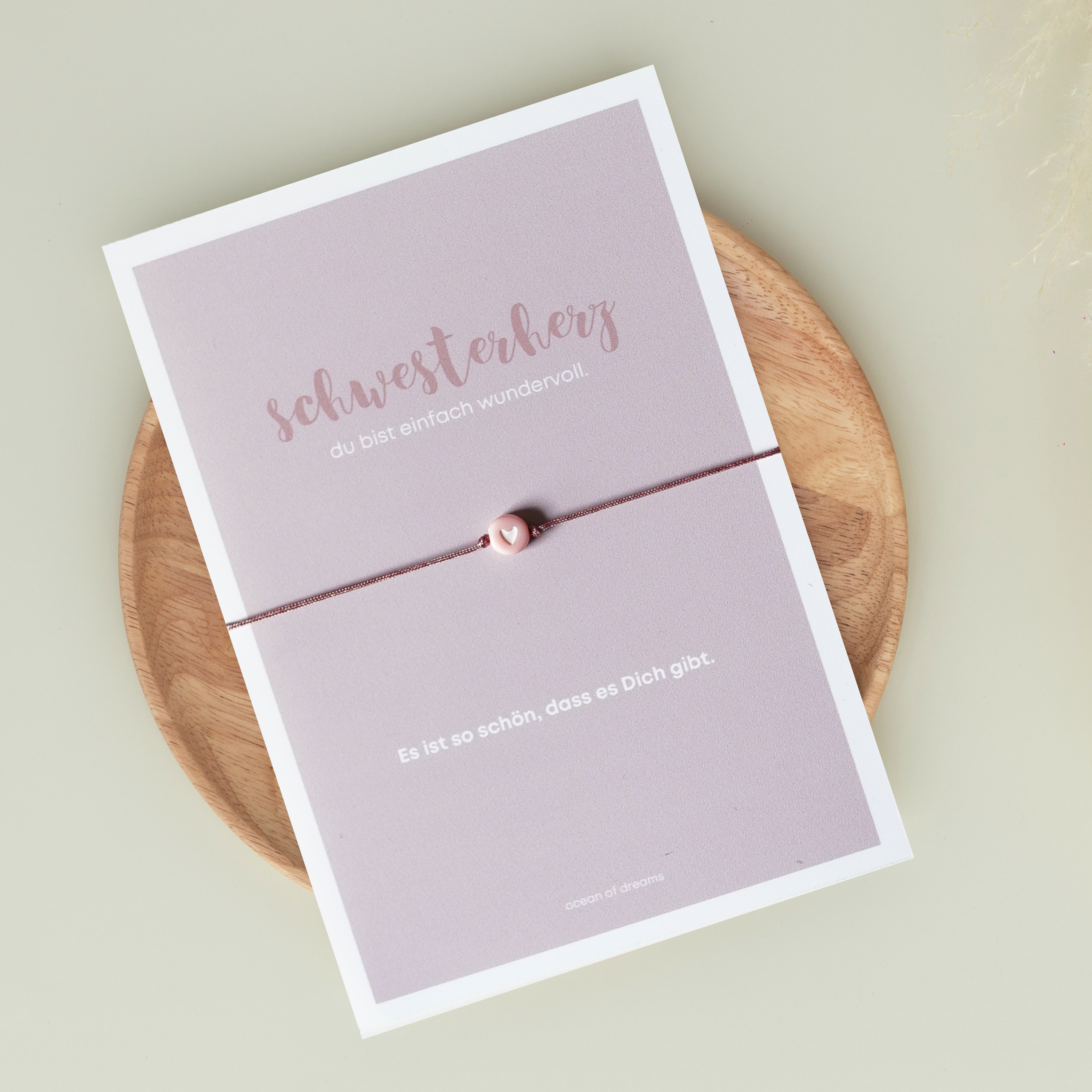 Geschenkkarte mit Makrameearmband "Lieblingsmenschen"