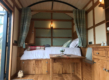 Romantic glamping escape in the Brecon Beacons