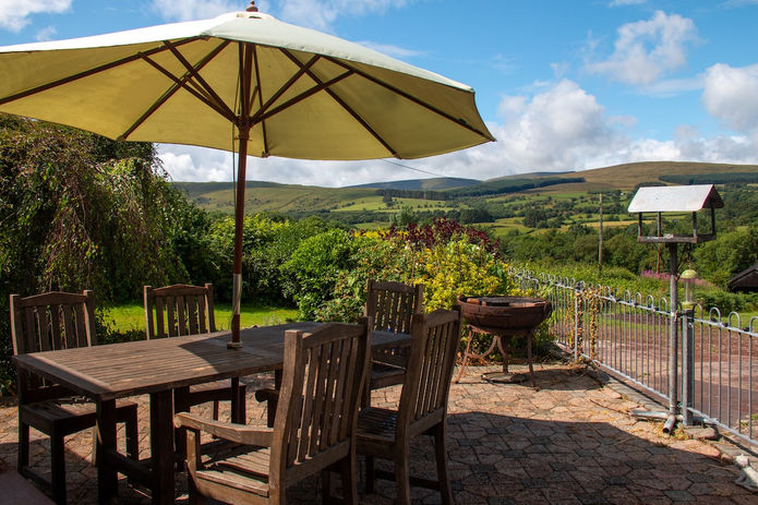 Bedlwyncoch Patio