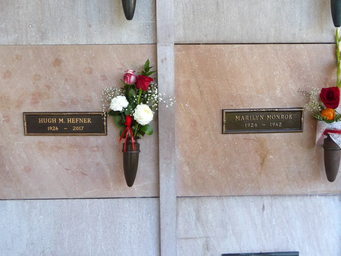 hefner and monroe.png