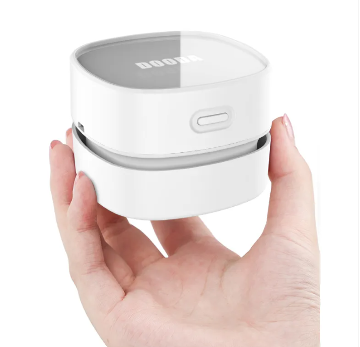 Thumbnail: CleanDesk Mini Vac