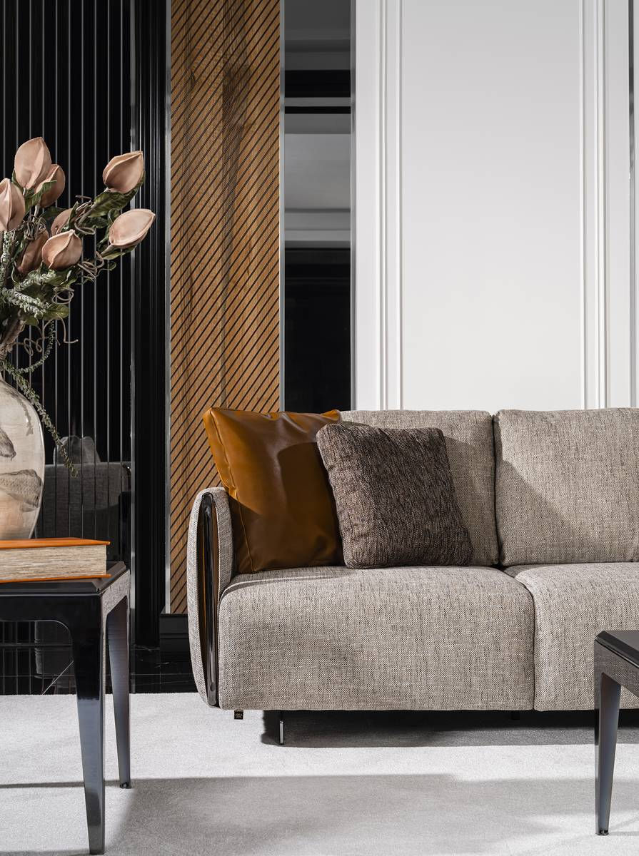 Miniaturbild: Lucca Sofa