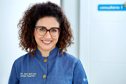 Simone_Xavier_dentista_Florianópolis 2_edited (1).jpg