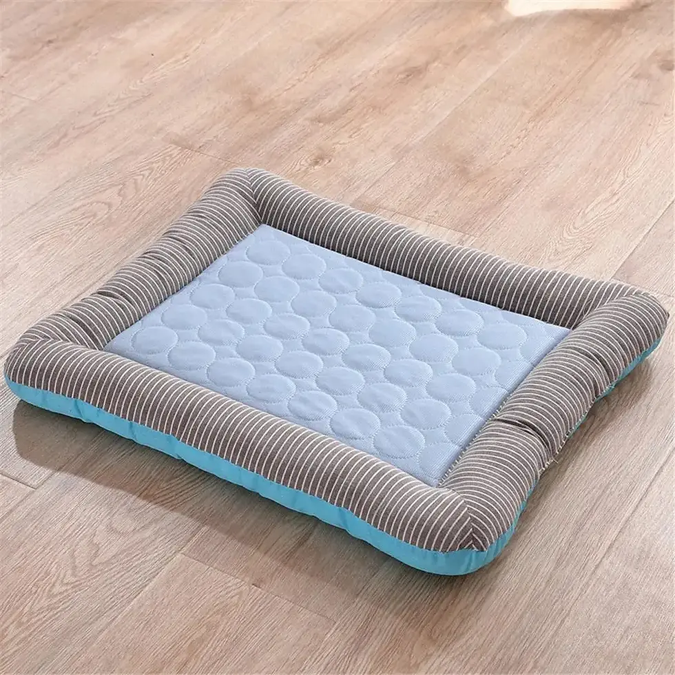 Thumbnail: Dog cooling pad