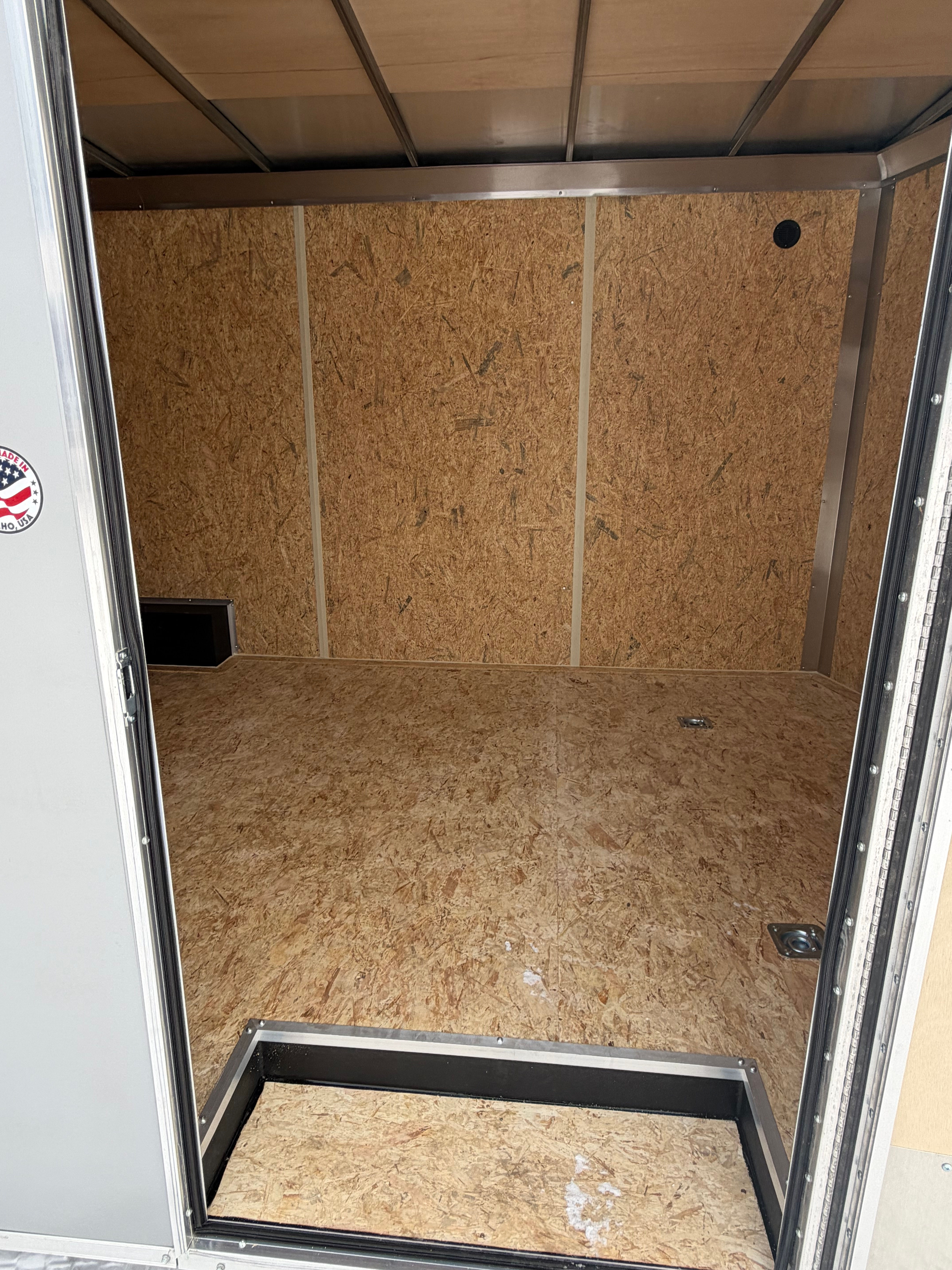 2026 COMPASS DLX 8.5X20