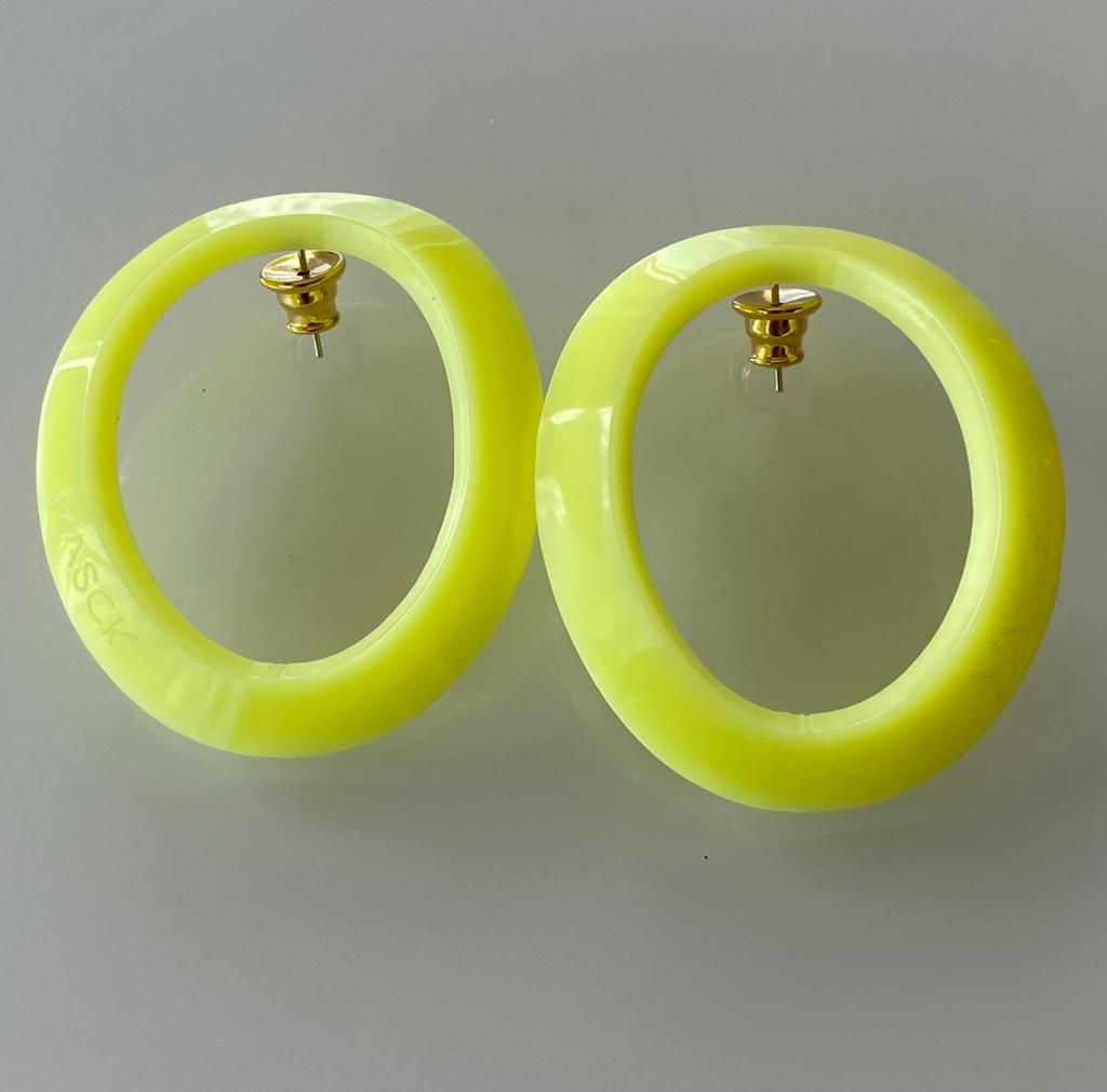 Brinco Buraco Negro Maracujá