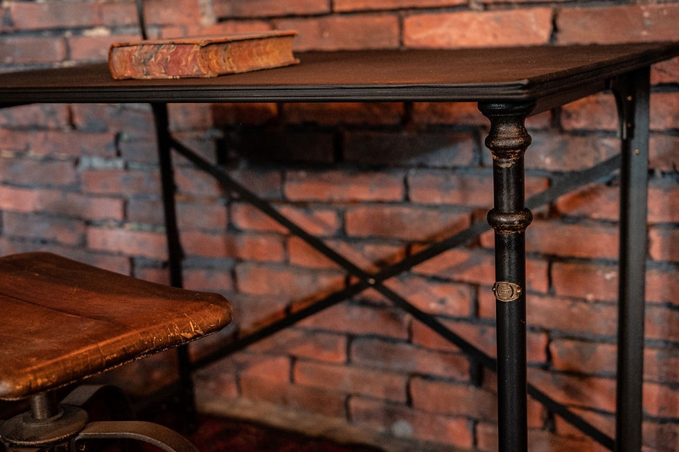 サムネイル： IRON STAND TABLE【TS-1】
