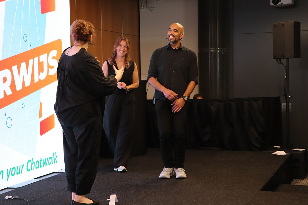 improviseren trio podium improvisatie conferentie lachen interactie