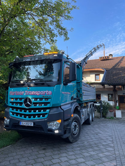 Lastenkran von Furtner GmbH u. Co. KG