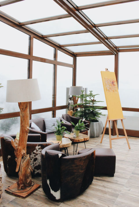 Innenbereich des Bergrestaurants Stöcklalm