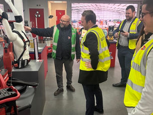 Speedy Hire Welcomes Chris Curtis MP to Milton Keynes Innovation Centre