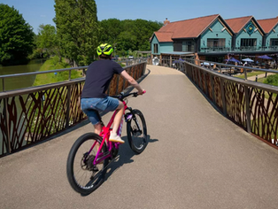 Tell us about your neighbourhood, asks city council