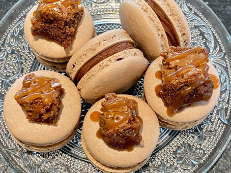 Chocolate Salted Caramel Brownie Macarons