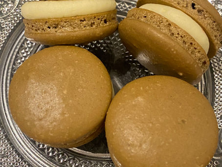 Gingerbread Macarons