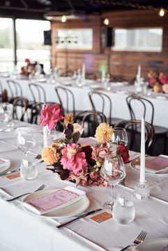 bright table floral styling at Zonzo