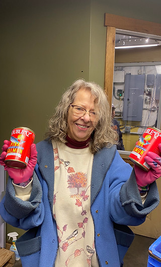 canned food kitty.jpeg