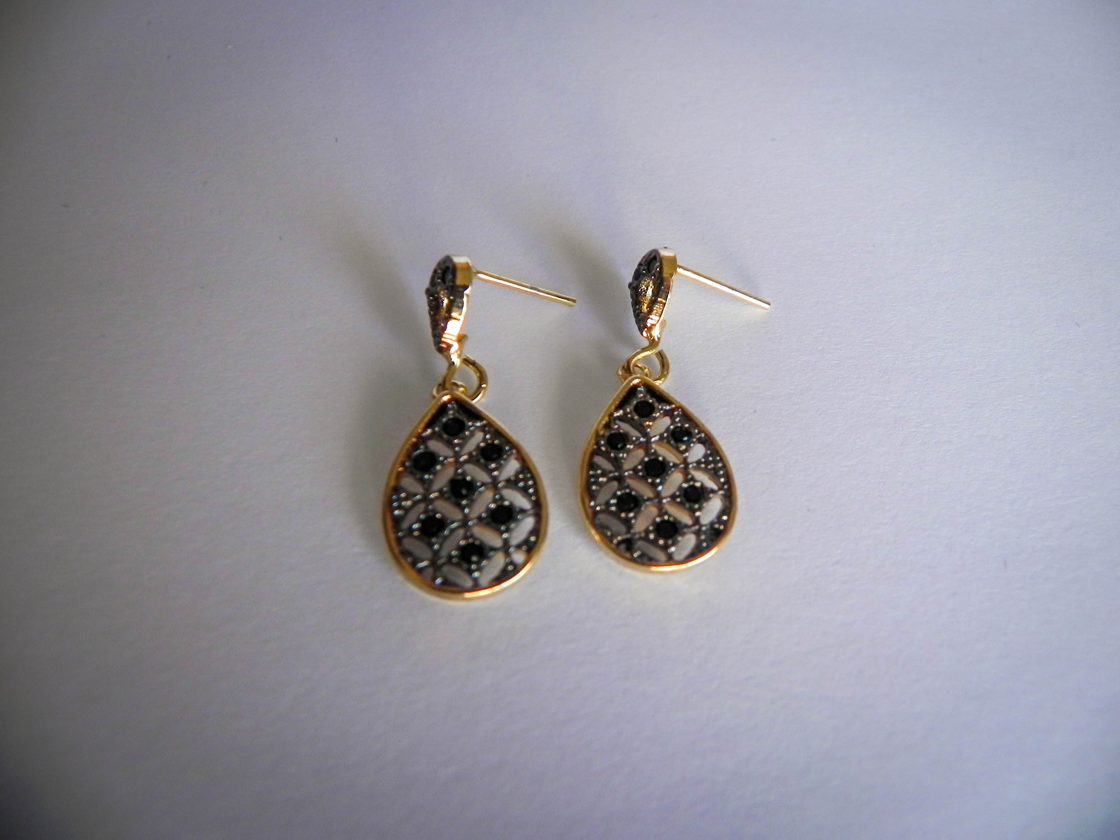 Brinco Rhodium Folhado a Ouro