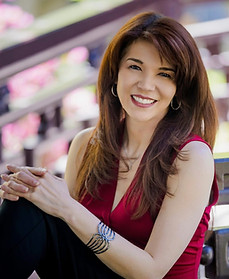 Kristina McMorris photo only.jpg