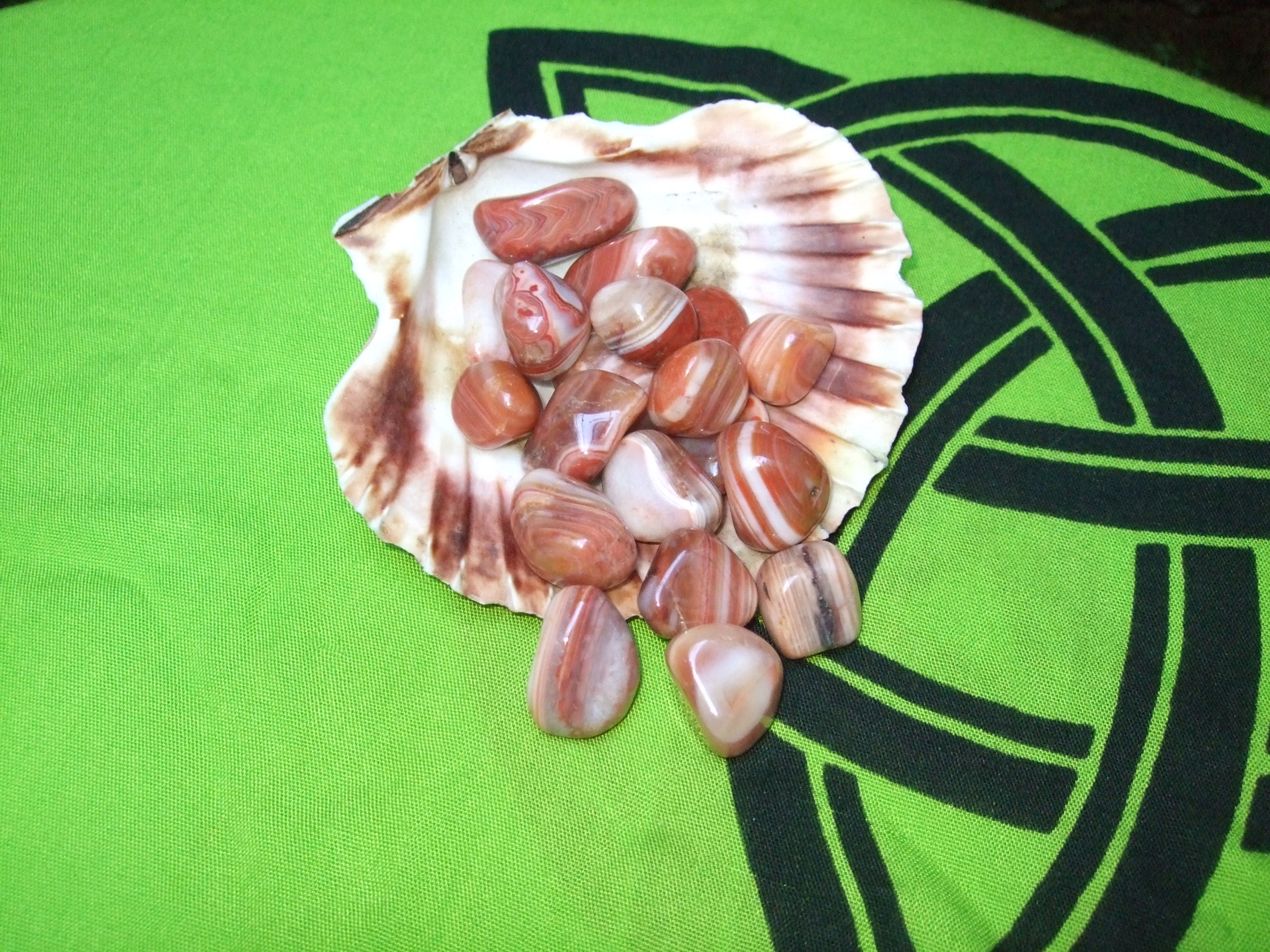 Pierre Roulée Agate  Rubannées