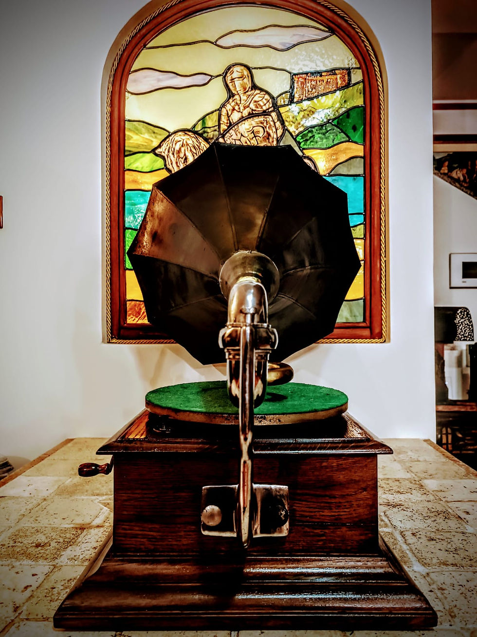 Thumbnail: Monarch Fiori