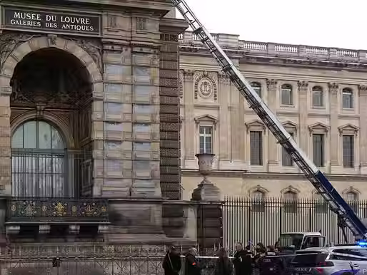 Louvre Heist Revitalizes Doubt